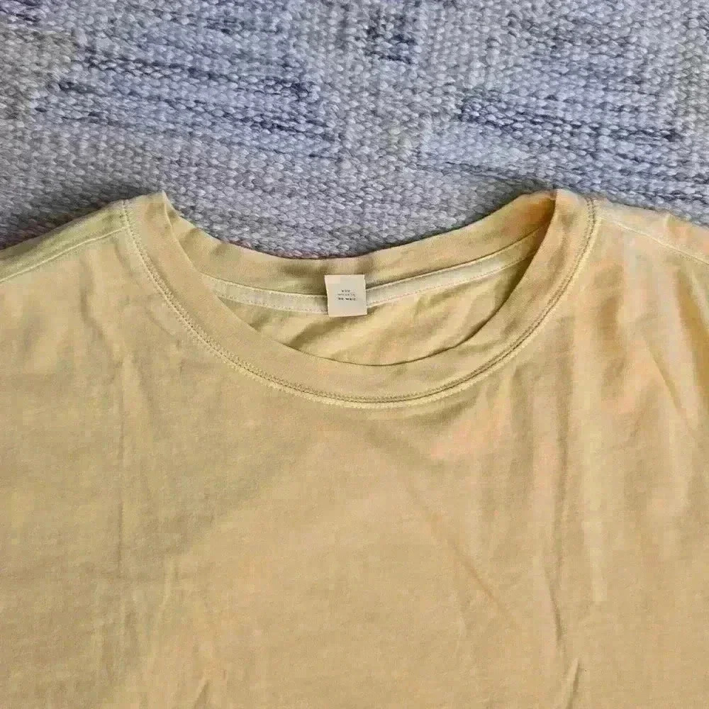 Yellow Tee - Picture 4 of 4